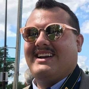 Meet your Posher, Bret